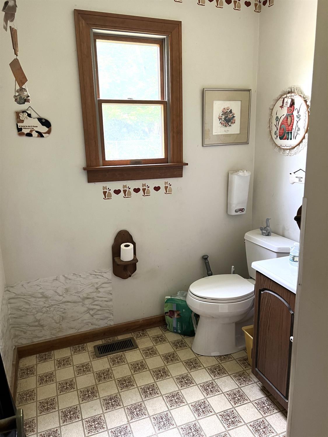 1110 Salman Road Hamilton, OH 45013 - Photo 13 of 14
