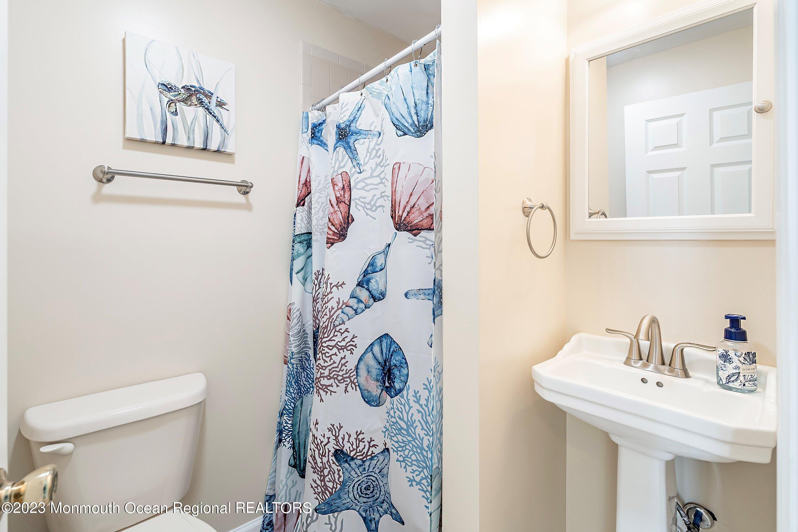 41 Dune Terrace Seaside Heights, NJ 08751 - Photo 20 of 26 2nd Bathroom