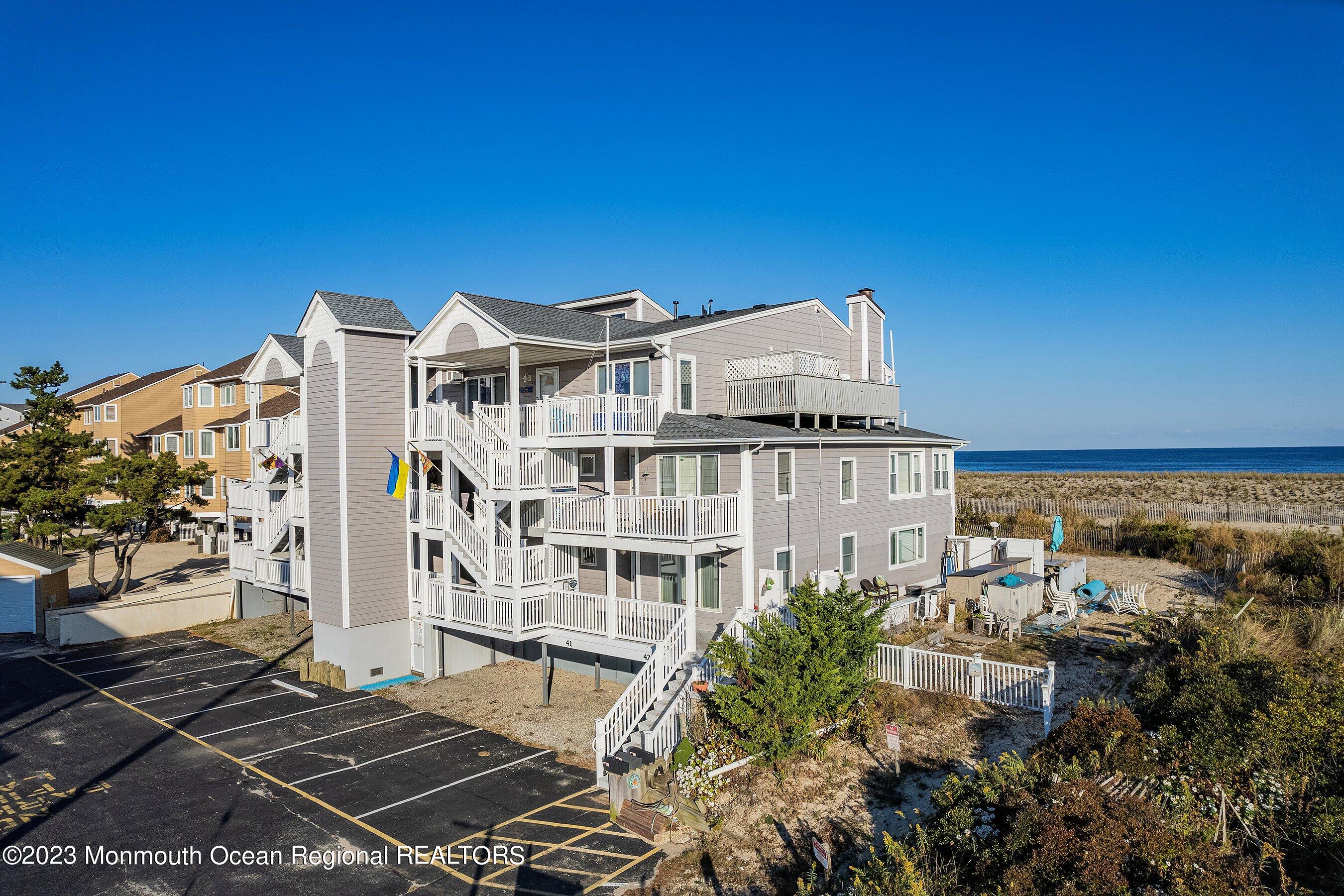 41 Dune Terrace Seaside Heights, NJ 08751 - Photo 5 of 26 Aerial View