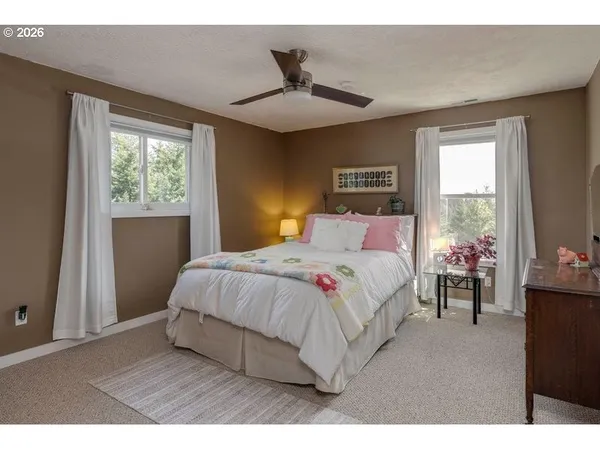 $769,000 | 18 Ramsay Lane, White Salmon, WA 98672