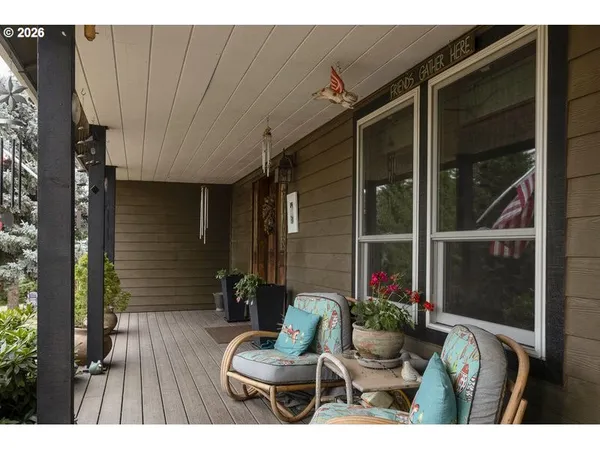 $769,000 | 18 Ramsay Lane, White Salmon, WA 98672