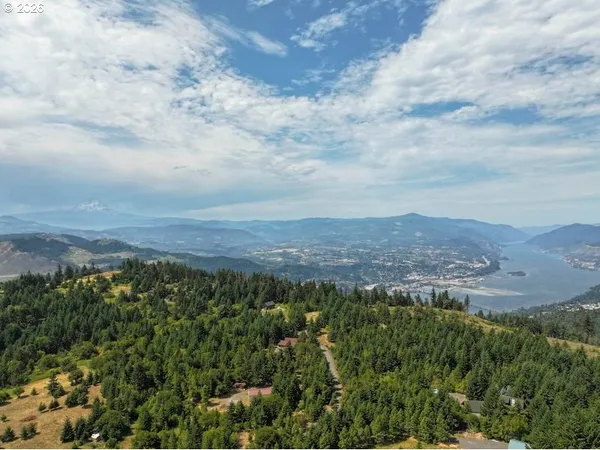 $769,000 | 18 Ramsay Lane, White Salmon, WA 98672