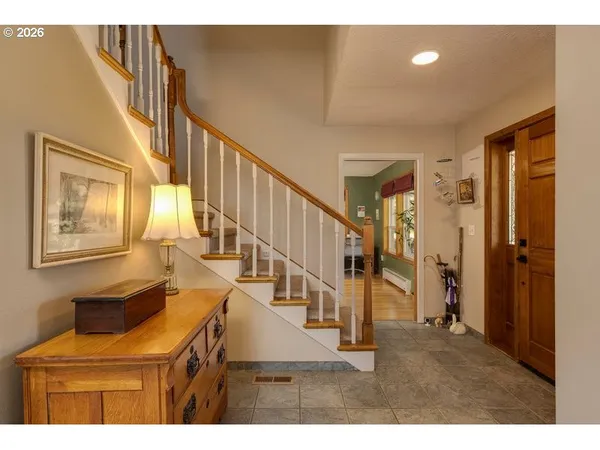 $769,000 | 18 Ramsay Lane, White Salmon, WA 98672