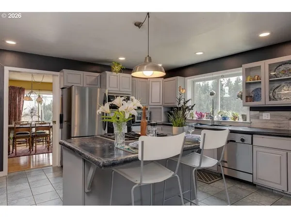 $769,000 | 18 Ramsay Lane, White Salmon, WA 98672