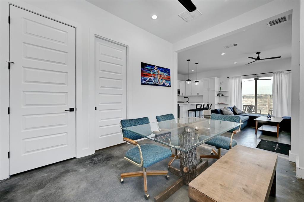2812 East 4th Street, Unit 2 Austin, TX 78702 - Photo 9 of 26