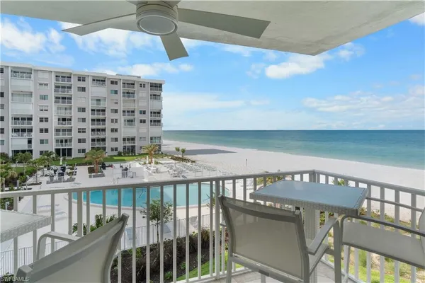 $17,000 | 3443 Gulf Shore Boulevard North, Unit 303, Naples, FL 34103