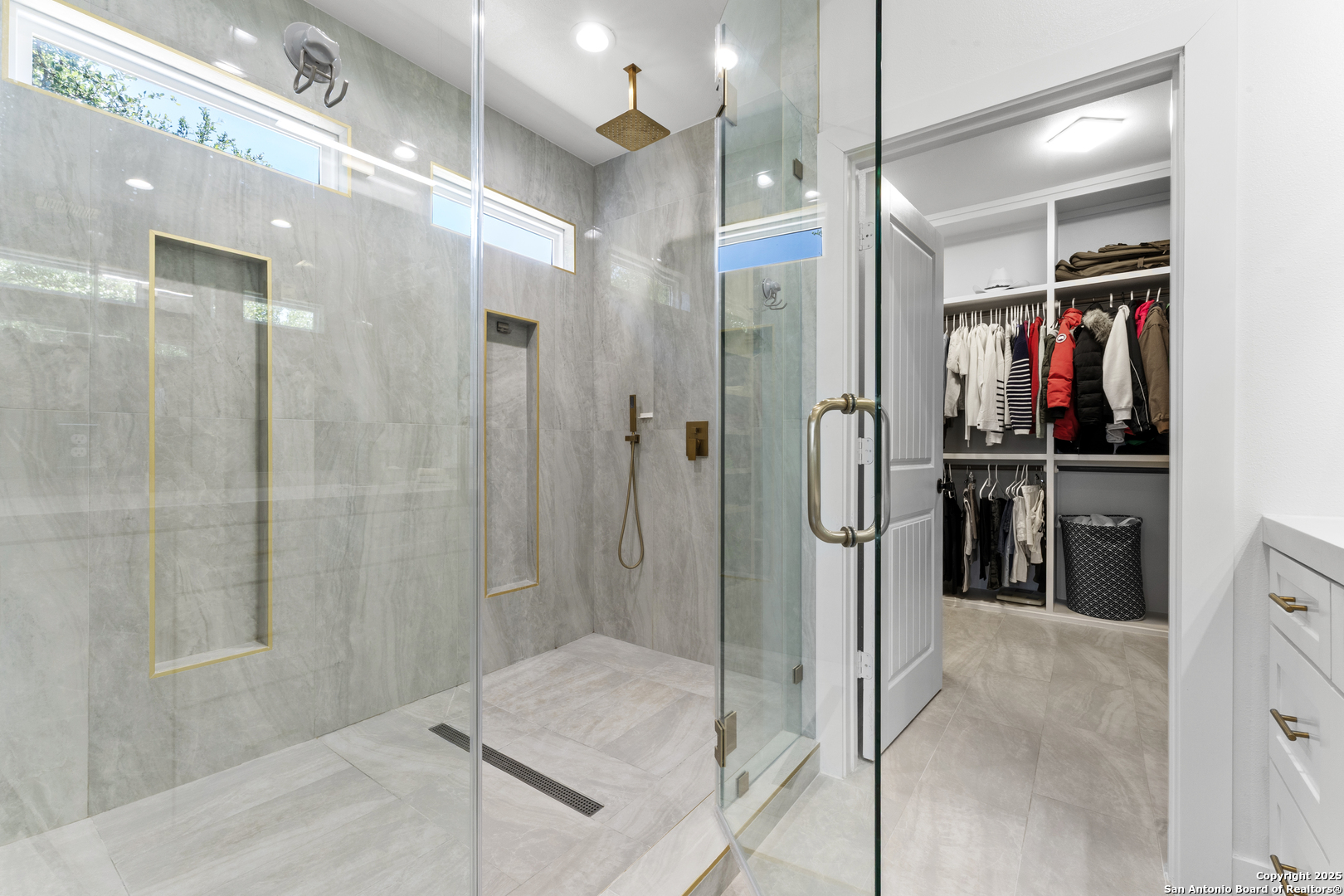 1101 Persimmon Pass Fischer, TX 78623 - Photo 28 of 43 a bathroom with a shower and a sink