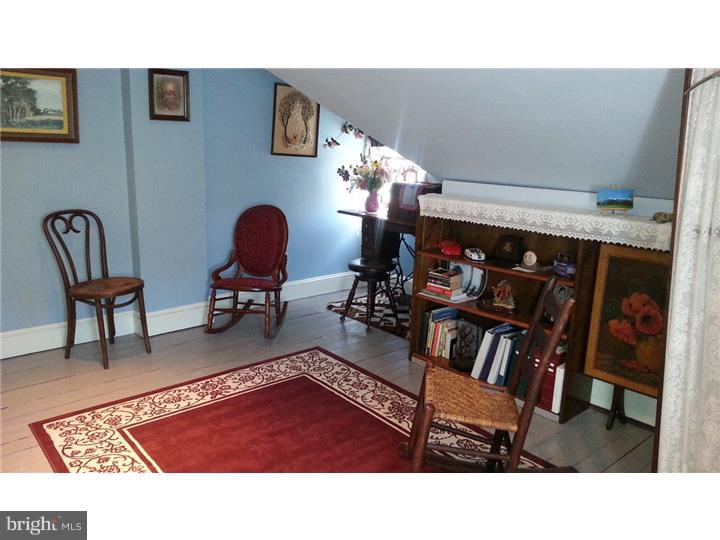 677 Mount Road Aston, PA 19014 - Photo 11 of 21 Bedroom