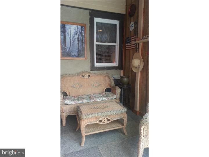677 Mount Road Aston, PA 19014 - Photo 17 of 21 Enclosed Porch