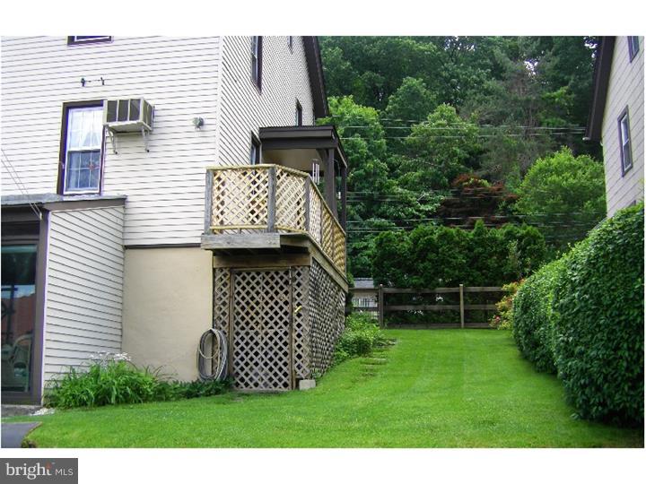 677 Mount Road Aston, PA 19014 - Photo 18 of 21 Exterior Side