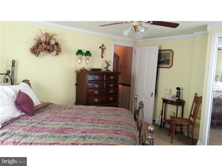 677 Mount Road Aston, PA 19014 - Photo 9 of 21 Bedroom - Main