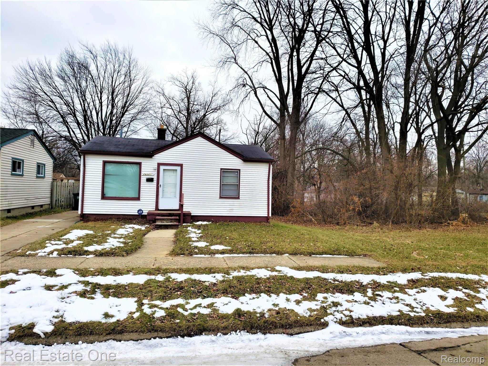 26001 Colgate Street Inkster, MI 48141 - Photo 13 of 13 20200129_110520.jpg