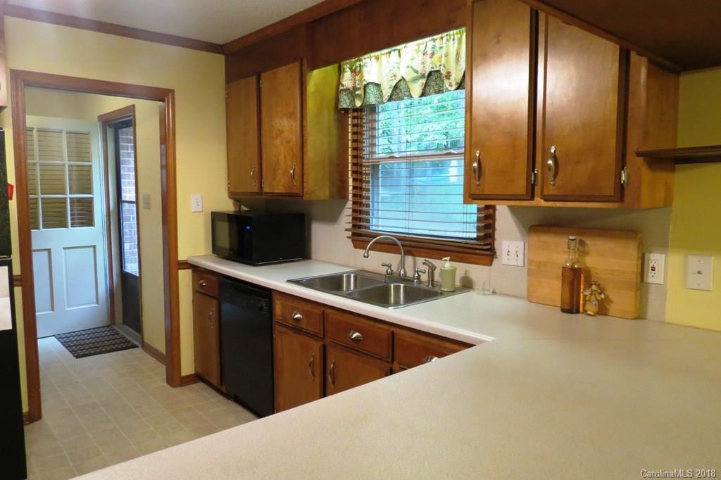 1585 Daybreak Ridge Kannapolis, NC 28081 - Photo 21 of 31 Gallery Image 21