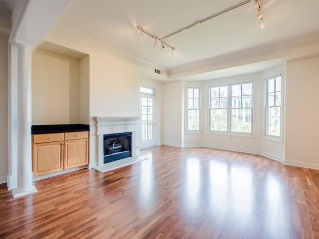 $2,495 | 850 Piedmont Avenue Northeast, Unit 2502, Atlanta, GA 30308