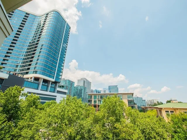 $2,495 | 850 Piedmont Avenue Northeast, Unit 2502, Atlanta, GA 30308
