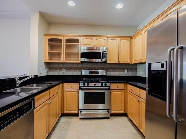 $2,495 | 850 Piedmont Avenue Northeast, Unit 2502, Atlanta, GA 30308