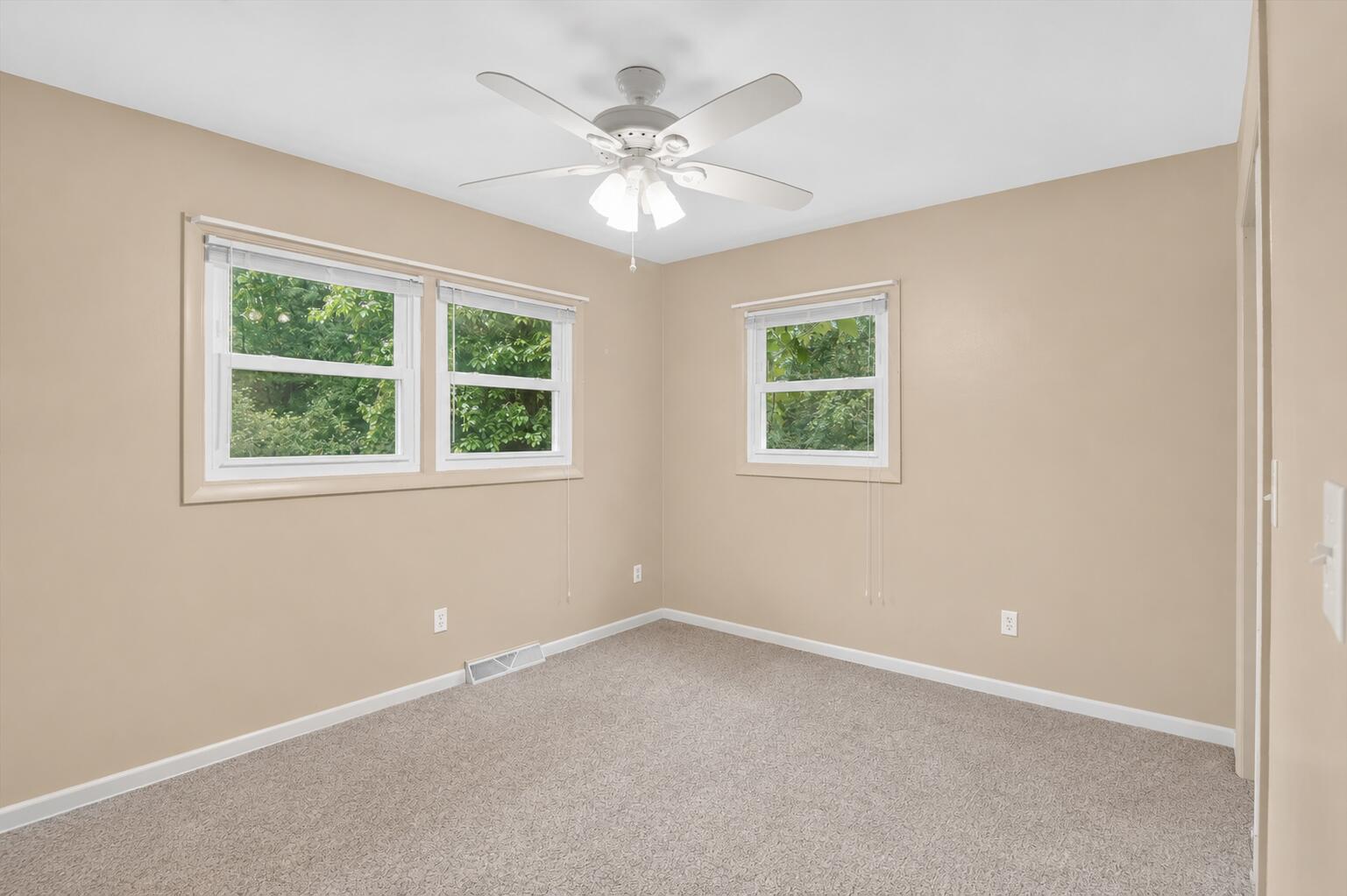 7836 Cuff Road Jackson, MI 49201 - Photo 17 of 43 13897eed-ce3f-43e1-85ff-c0408dbdc1b3