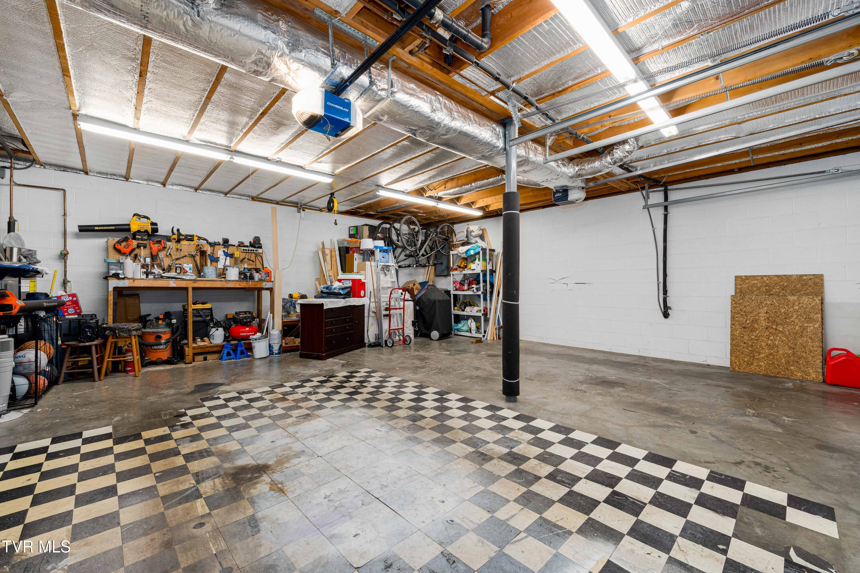 125 Rosebud Lane Gray, TN 37615 - Photo 35 of 66 125 Rosebud Ln (71 of 75)