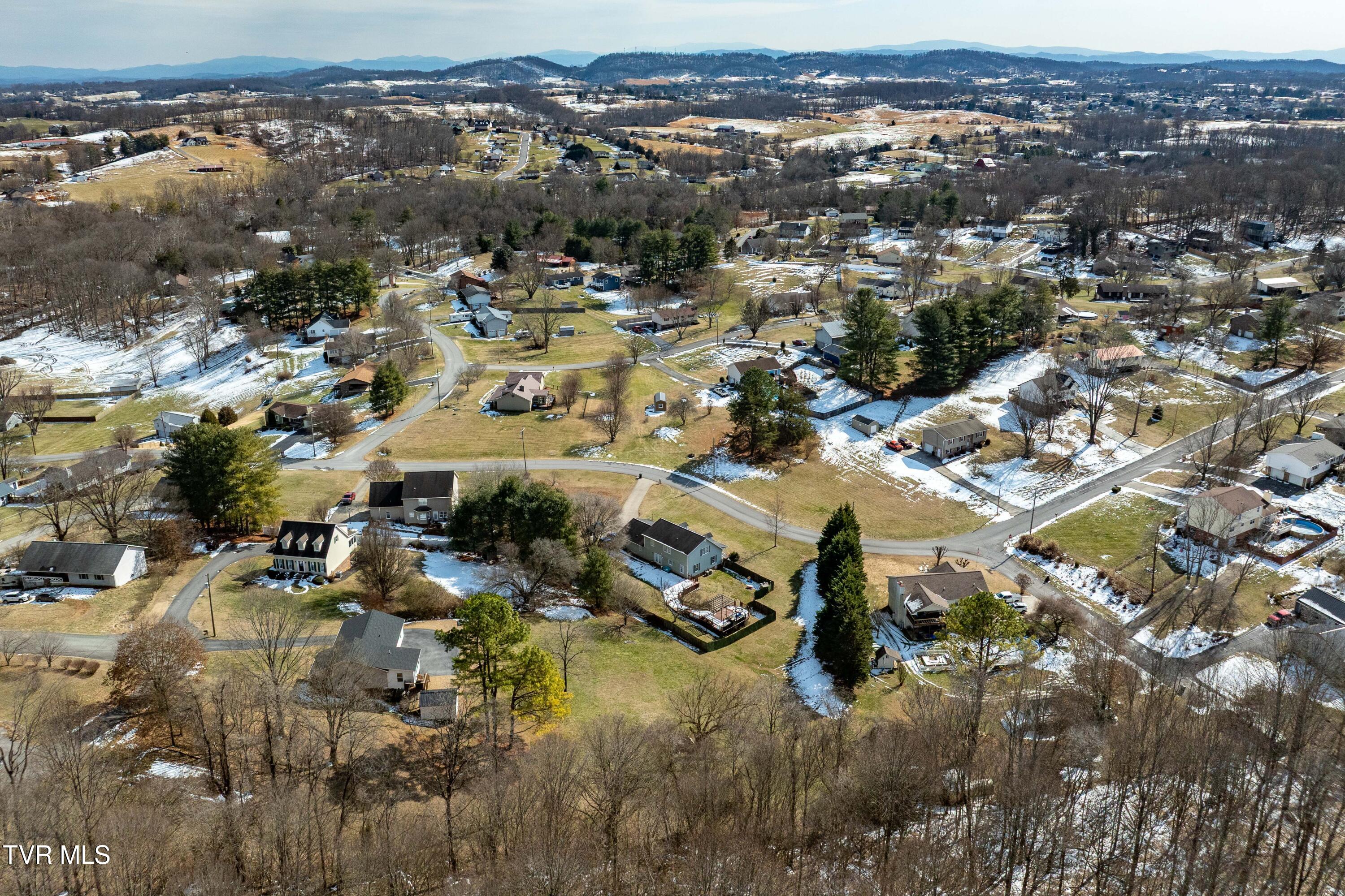 125 Rosebud Lane Gray, TN 37615 - Photo 61 of 66 125 Rosebud Ln (8 of 75)