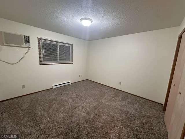 $1,025 | 1380 Heritage Drive, Unit 13, New Richmond, WI 54017