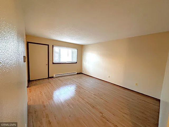 $1,025 | 1380 Heritage Drive, Unit 13, New Richmond, WI 54017