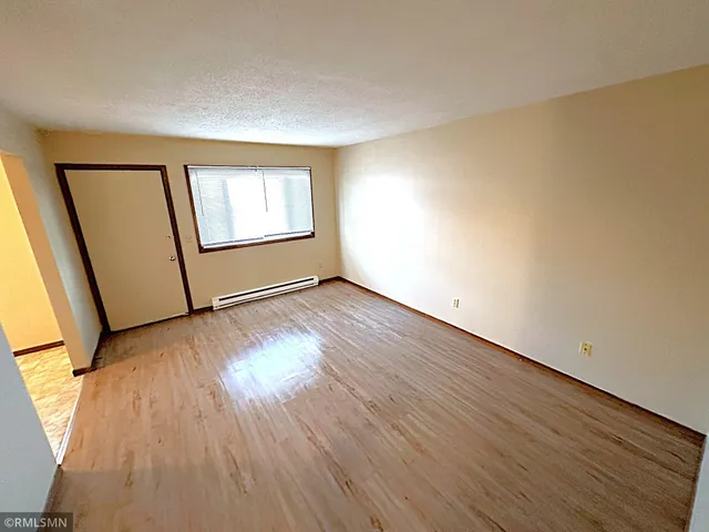 $1,025 | 1380 Heritage Drive, Unit 13, New Richmond, WI 54017