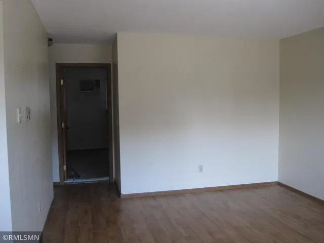 $1,025 | 1380 Heritage Drive, New Richmond, WI 54017