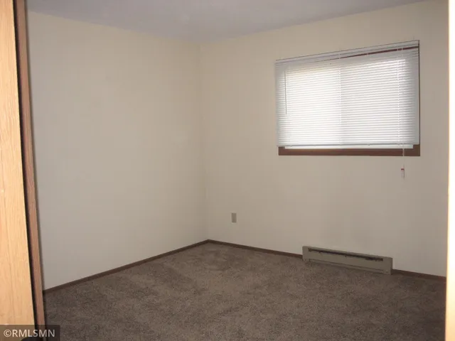 $1,025 | 1380 Heritage Drive, New Richmond, WI 54017