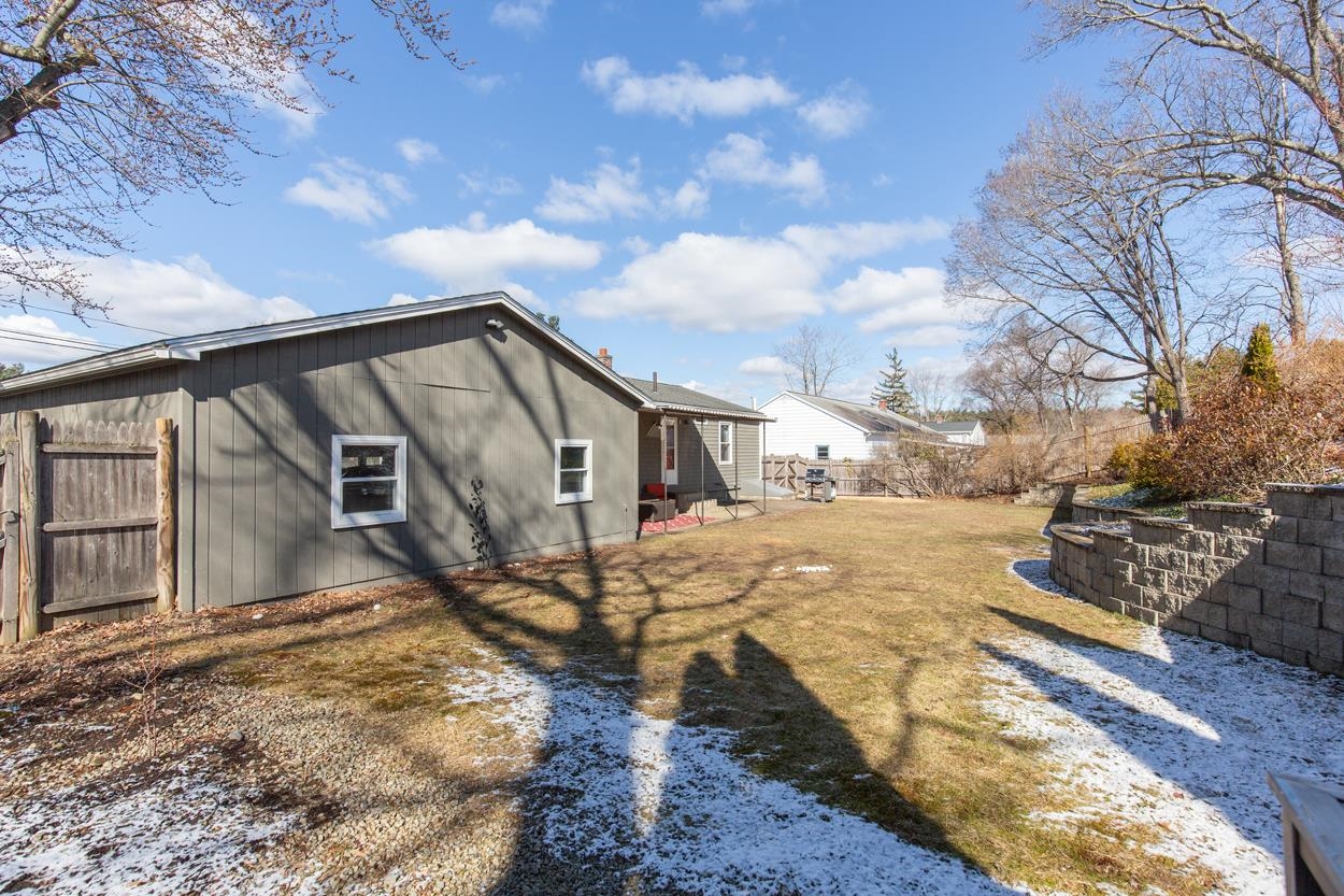25 Meade Street Nashua, NH 03064 - Photo 46 of 49
