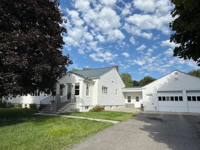 $479,000 | 155 Upper Plain, Bradford, VT 05033