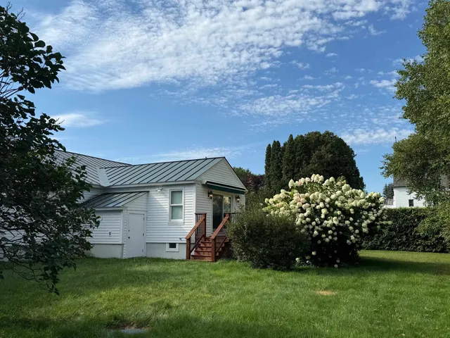 $479,000 | 155 Upper Plain, Bradford, VT 05033