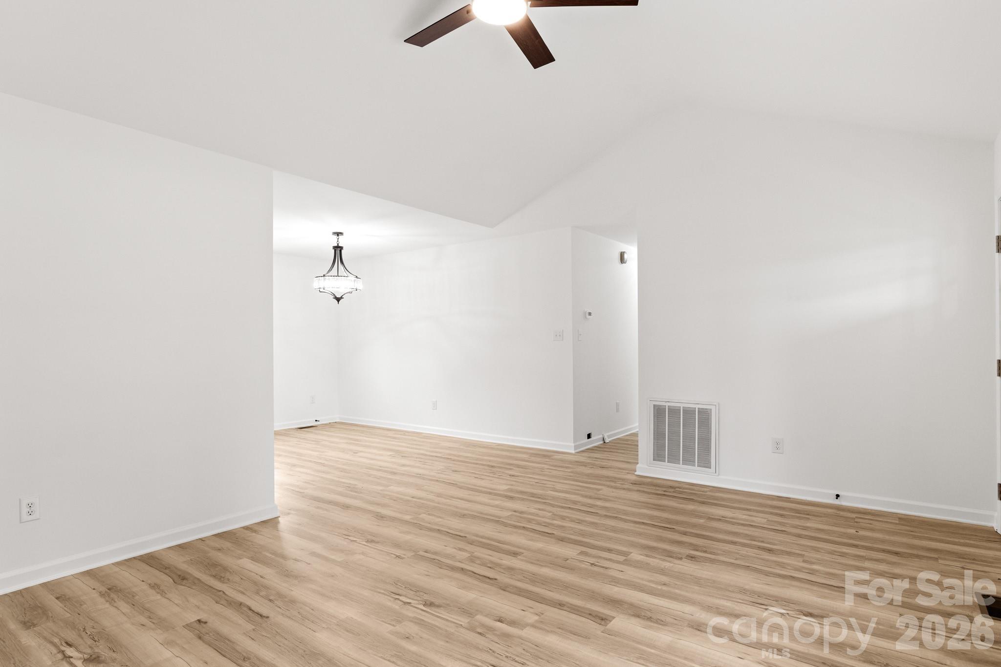 2931 Greenleaf Road Clover, SC 29710 - Photo 10 of 36