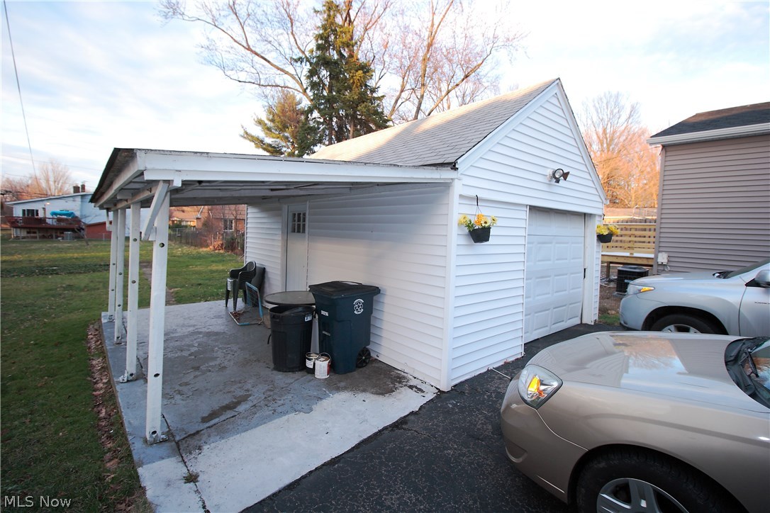 4955 Anderson Road Cleveland, OH 44124 - Photo 25 of 26