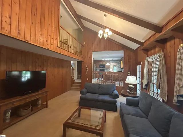 $382,500 | 98 Huntingdon Road, Clinton, SC 29325