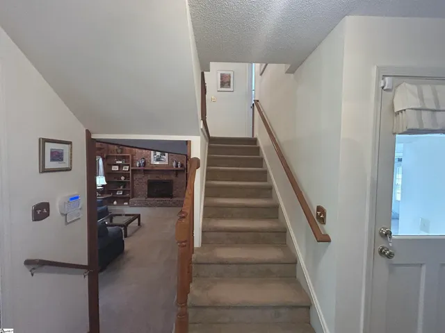 $382,500 | 98 Huntingdon Road, Clinton, SC 29325