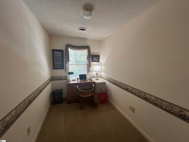 $382,500 | 98 Huntingdon Road, Clinton, SC 29325