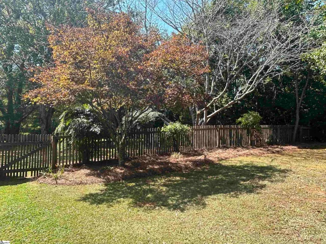 $382,500 | 98 Huntingdon Road, Clinton, SC 29325