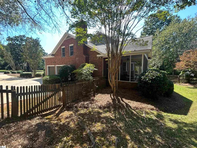 $382,500 | 98 Huntingdon Road, Clinton, SC 29325