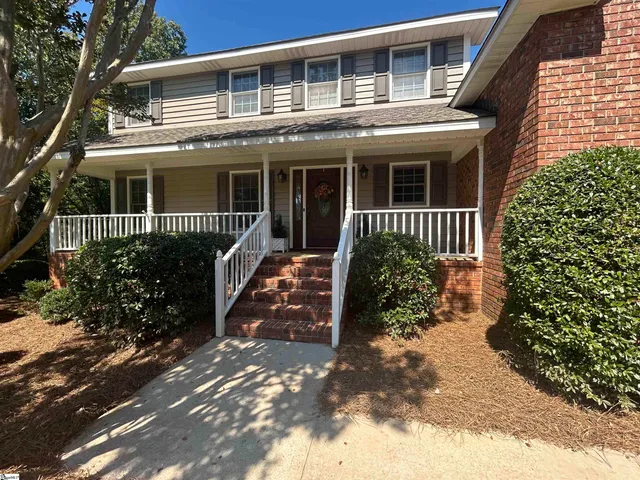 $382,500 | 98 Huntingdon Road, Clinton, SC 29325