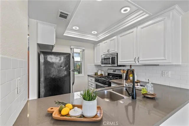 $449,900 | 1031 South Palmetto Avenue, Unit G2, Ontario, CA 91762