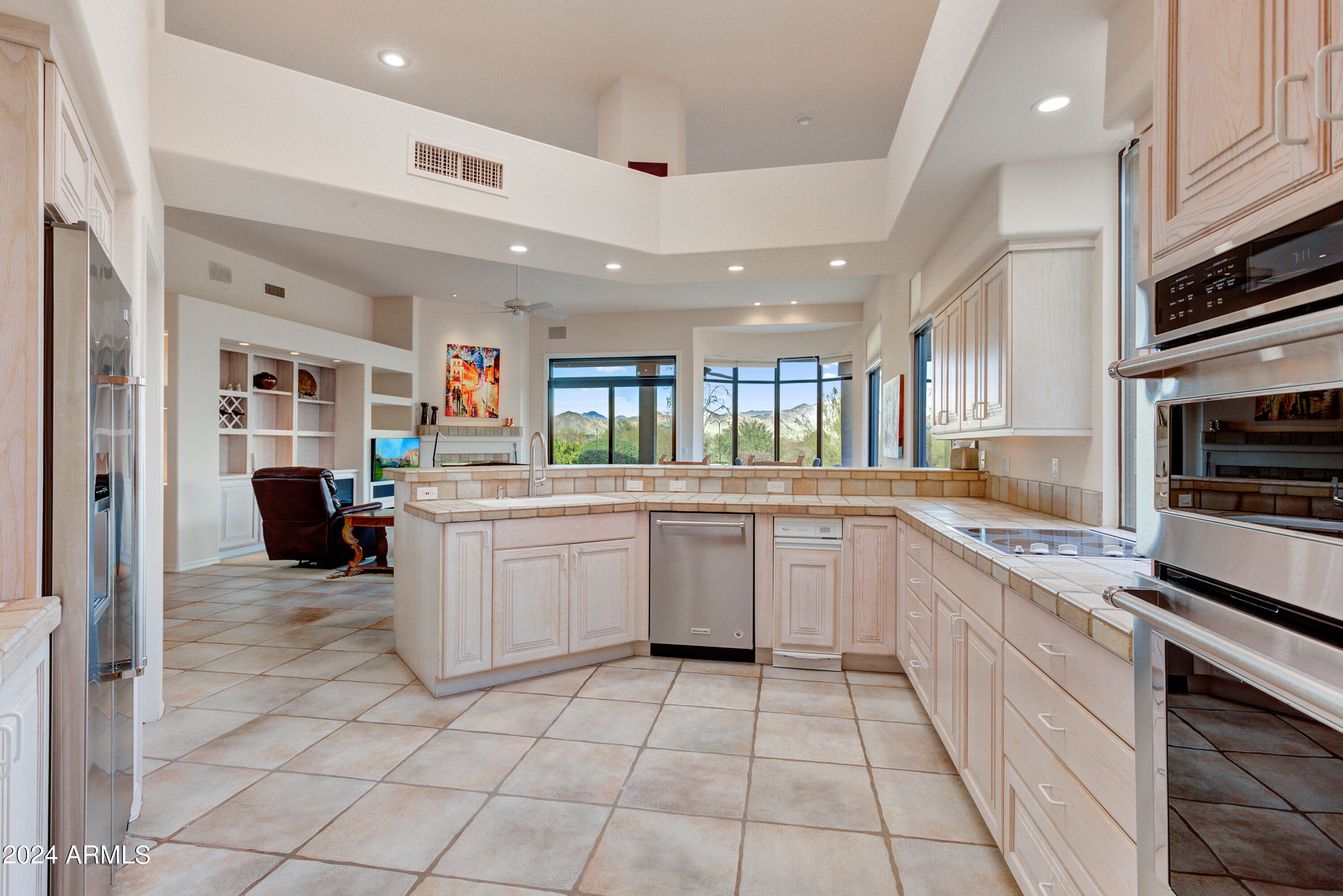 18726 Amarado Circle Rio Verde, AZ 85263 - Photo 8 of 20 008_Kitchen Amenities