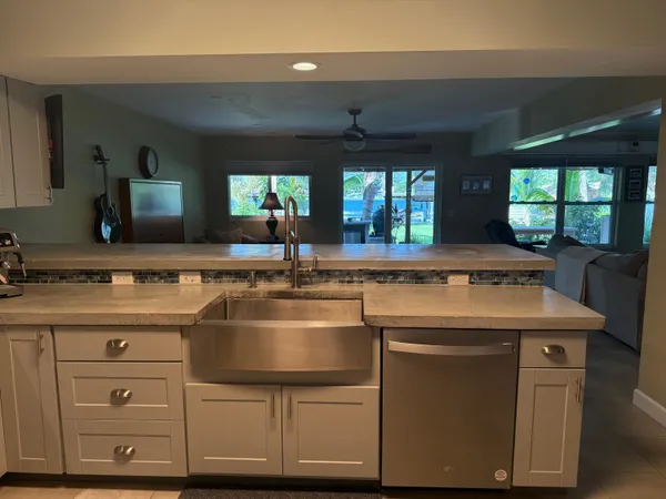 $1,141,000 | 6563 Paul Mar Drive, Lake Worth, FL 33462