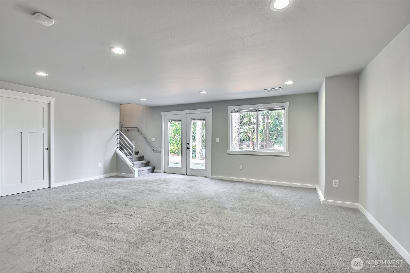 2025 Edmonds Avenue Northeast Renton, WA 98056 - Photo 14 of 33