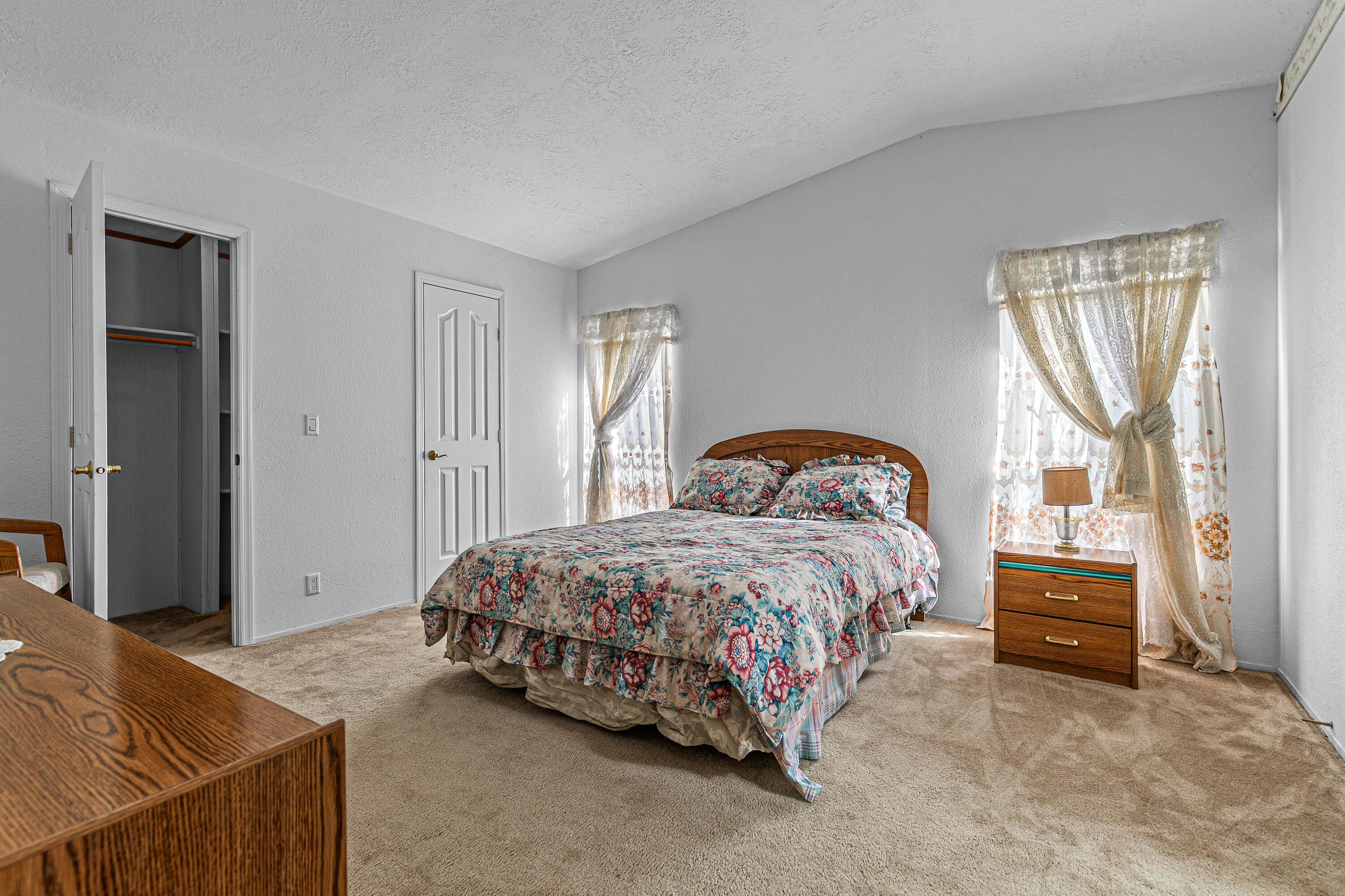 7670 East Antelope Road Eagle Point, OR 97524 - Photo 25 of 48 9R9A7810