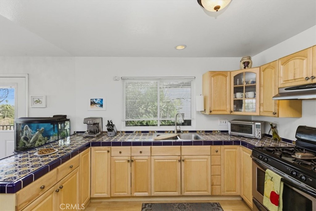 2715 Brockton Avenue Riverside, CA 92501 - Photo 28 of 67