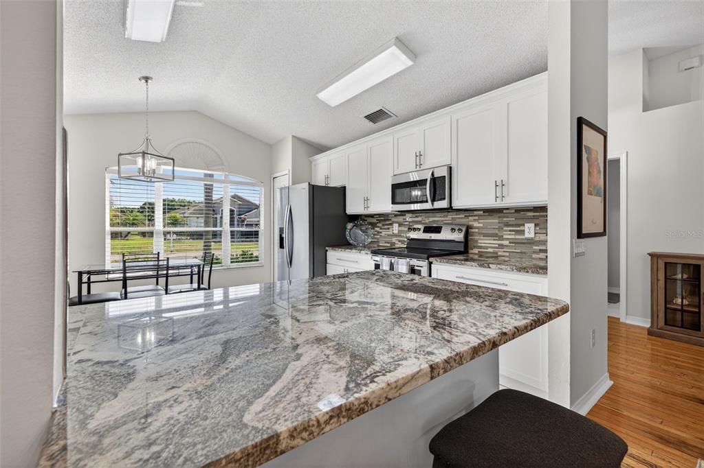 8525 Heyward Road Tampa, FL 33635 - Photo 5 of 36 Gallery Image 5
