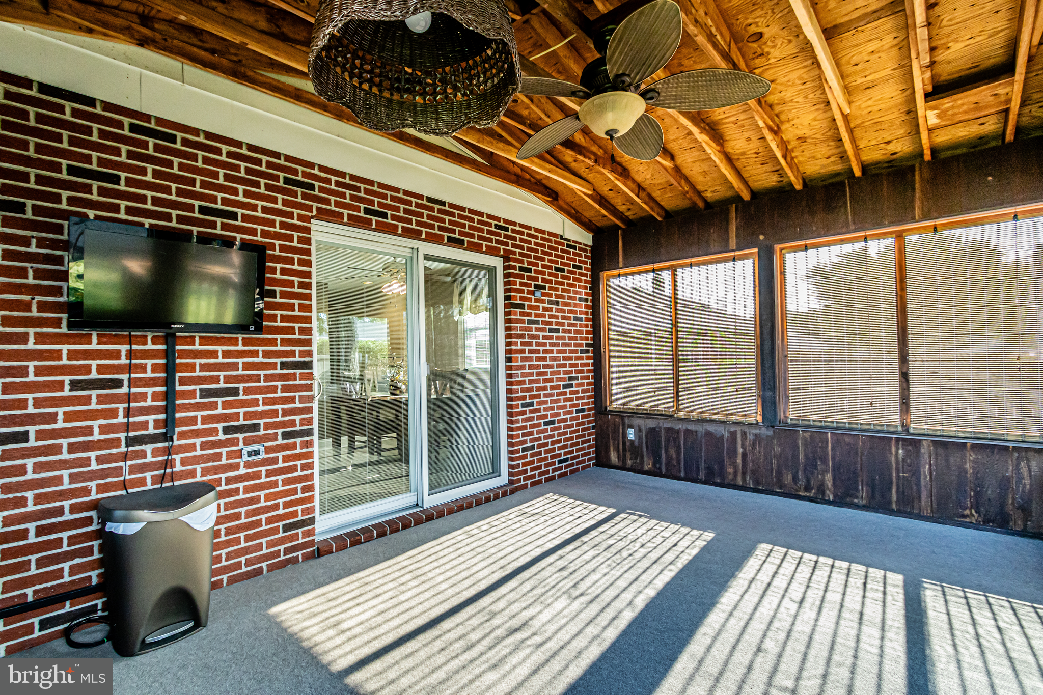 1621 Windsor Avenue Wilmington, DE 19804 - Photo 22 of 27 Screened Porch
