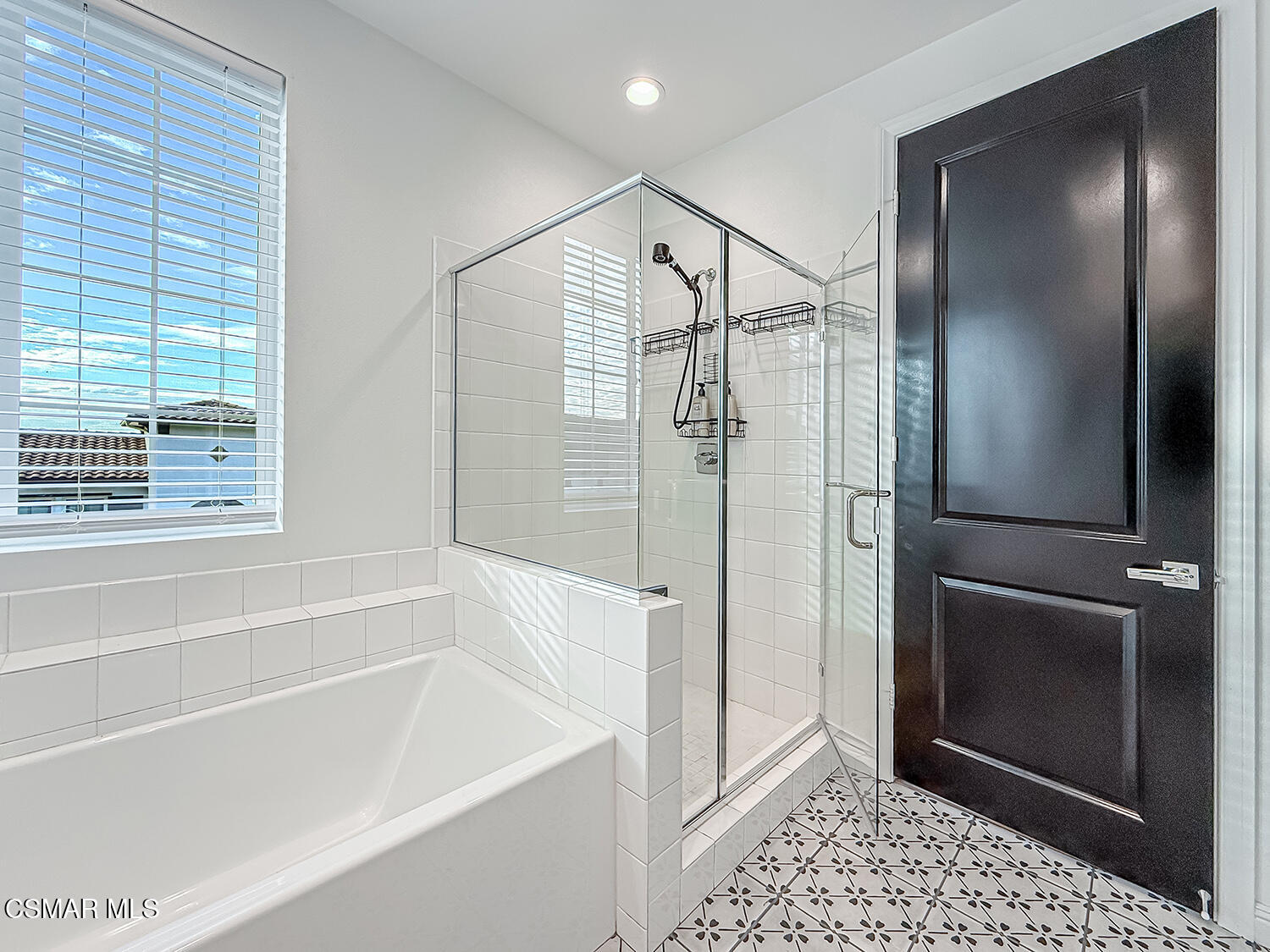 335 Fraser Point Camarillo, CA 93012 - Photo 61 of 85 a bathroom with a bathtub and a shower