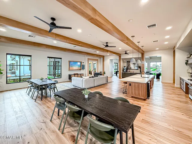 $949,900 | 335 Fraser Point, Camarillo, CA 93012