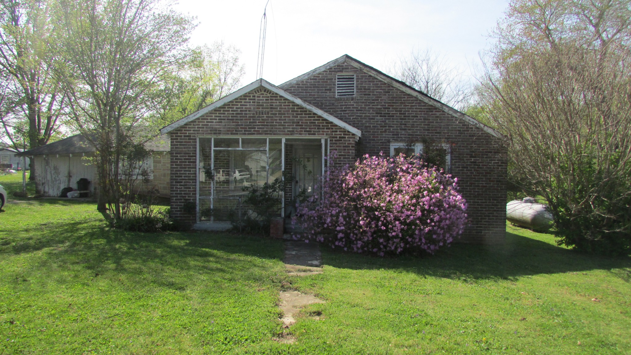 1133 Rabbit Trail Road Five Points, TN 38457 - Photo 1 of 11 a front view of house with garden